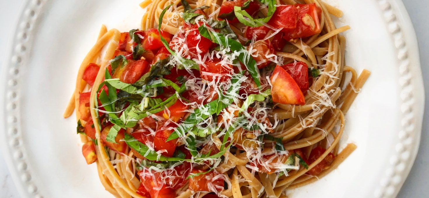 Linguine with Fresh Tomato Sauce