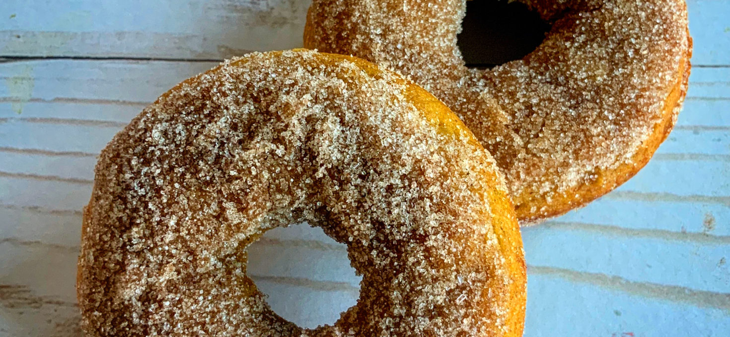 Baked Cinnamon-Sugar Pumpkin Donuts