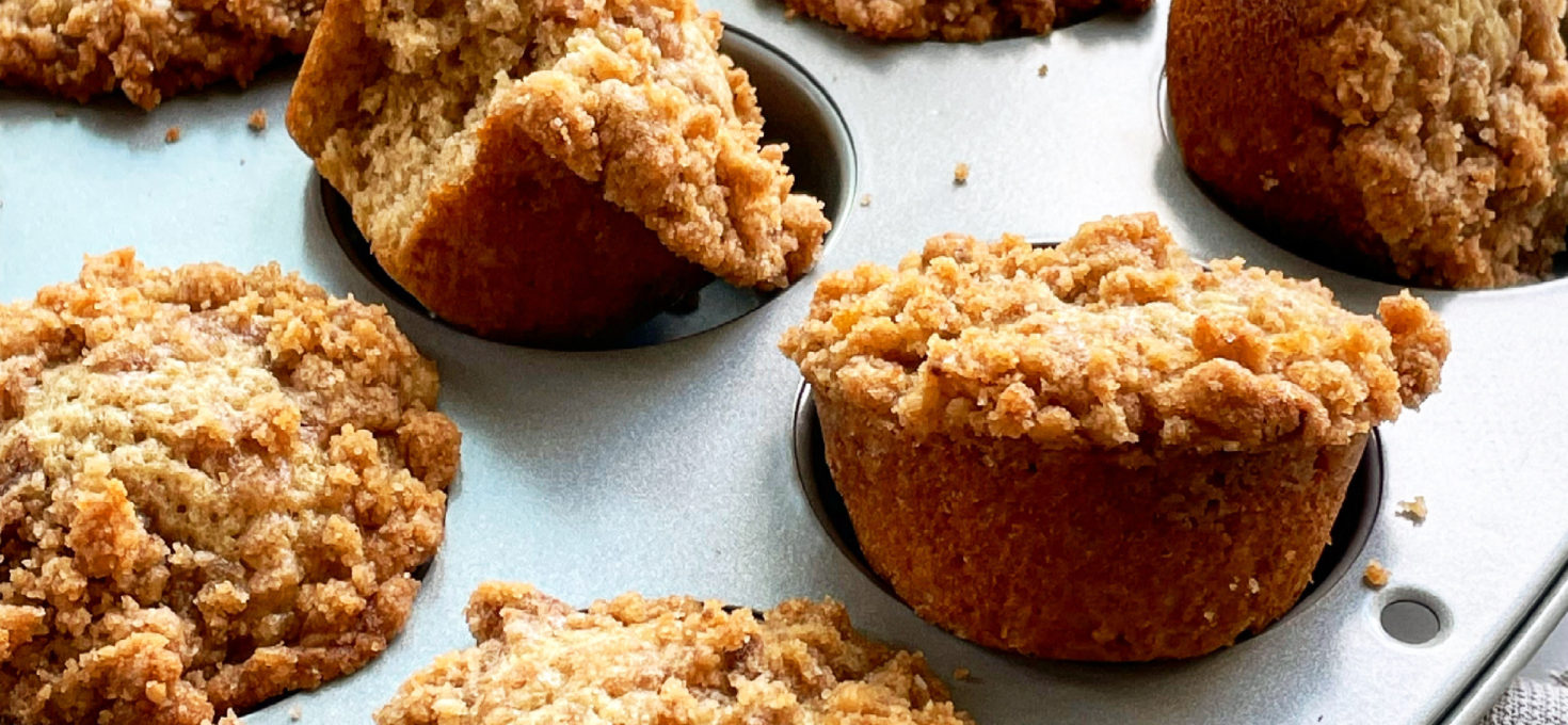 Cinnamon Crumb Cake Muffins