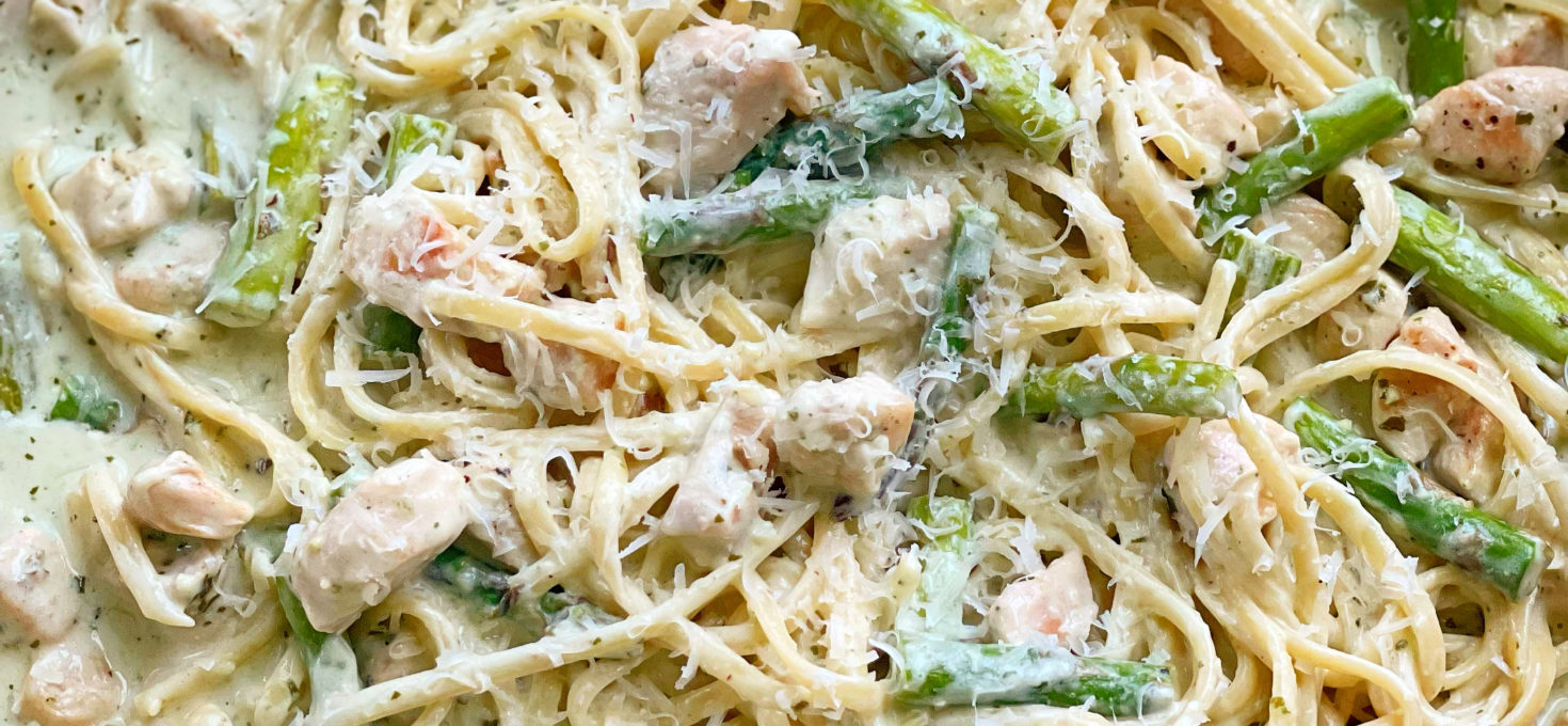 Fettuccine Pesto Alfredo with Chicken